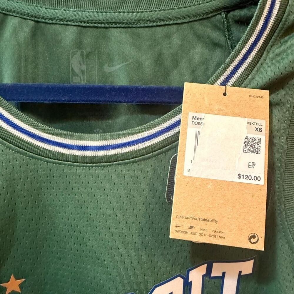 Nba Men's Green Top